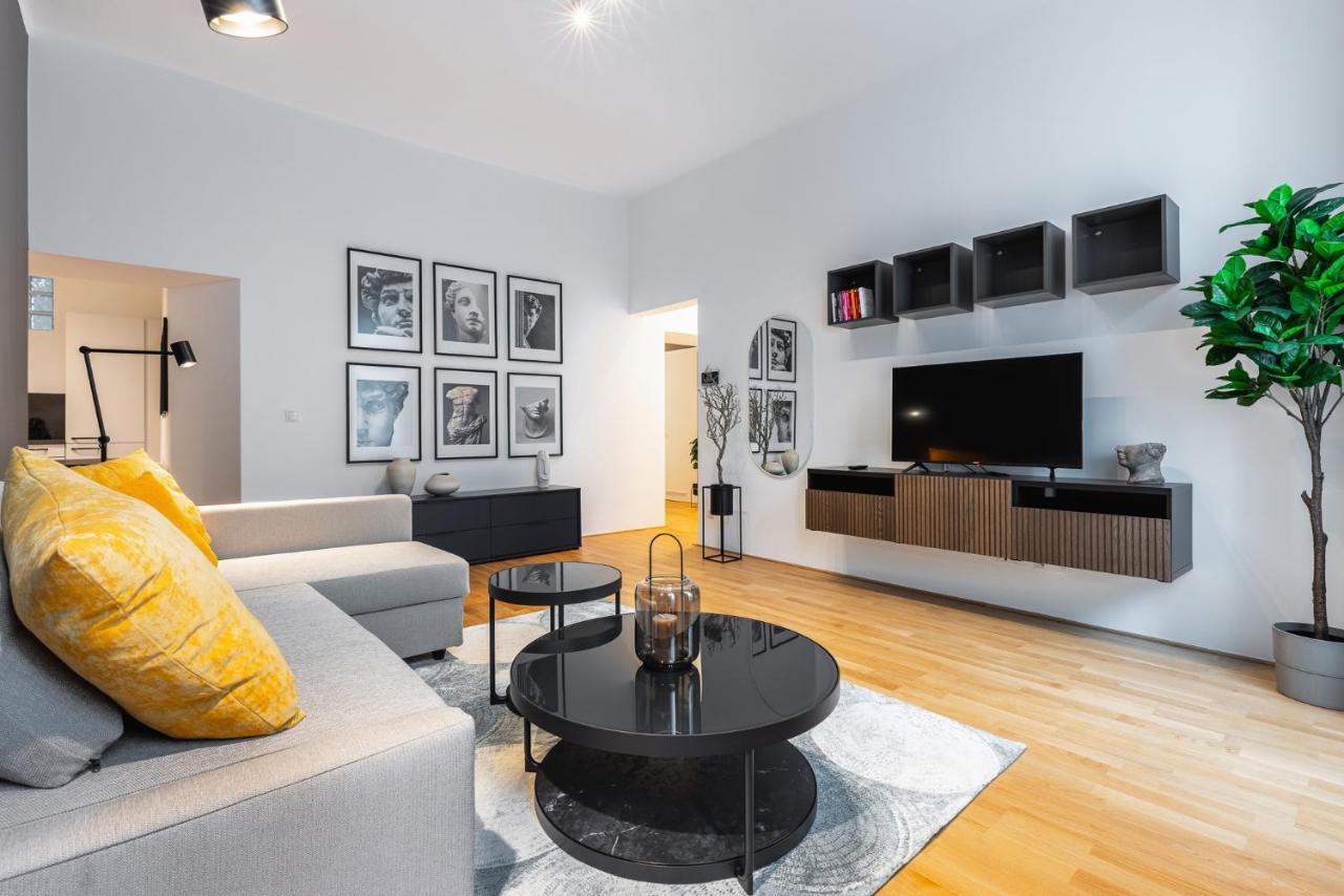 Trendy With - Smart Tv, Coffee Machine In Meidling Apartament